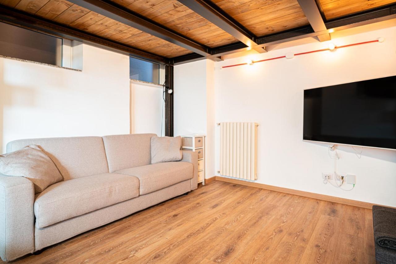Likehome Milano - Via Scaldasole Loft ميلان المظهر الخارجي الصورة